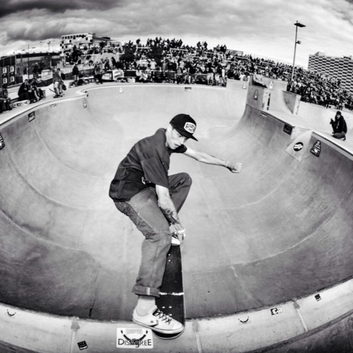 KOMSOL Half Pipe Skate Board Live