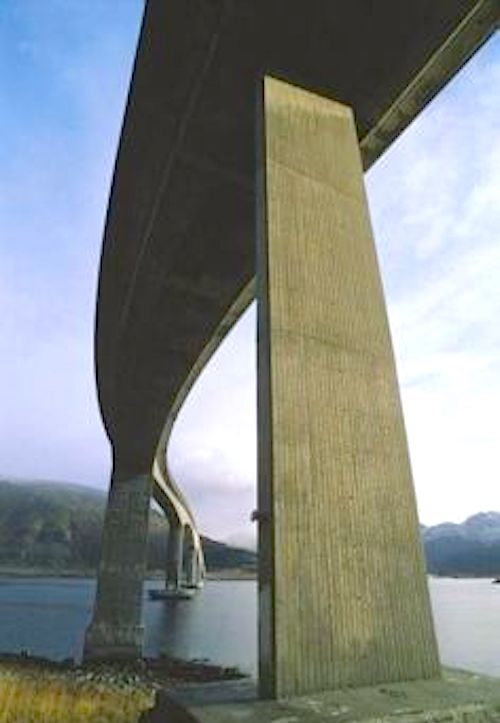 Bruecke komsol Komsol®SEAL sanierung versiegelung beton seitenteile sockel pfeiler 4