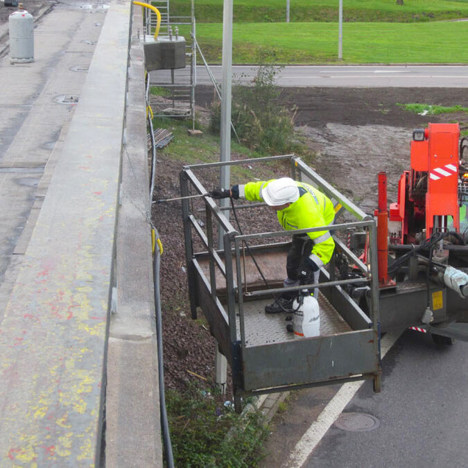 komsol Komsol®SEAL sanierung versiegelung beton seitenteile sockel pfeiler infrastruktur