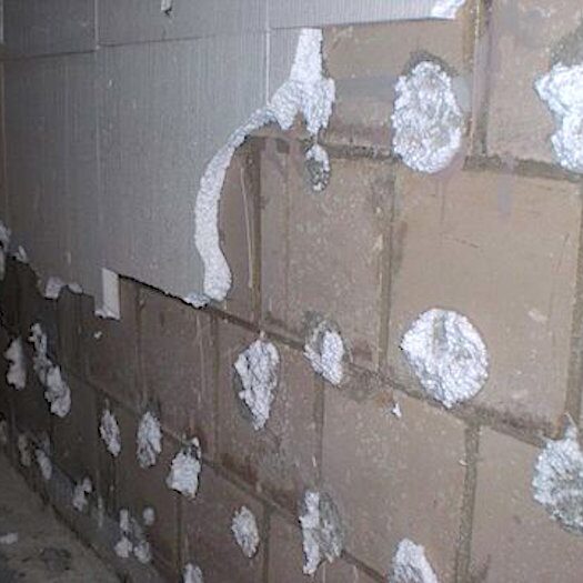 Komsol Komsol®SEAL keller Daemmplatten fundamente versiegeln abdichten Hydrophobieren Feuchtigkeitssanierung frostsicher