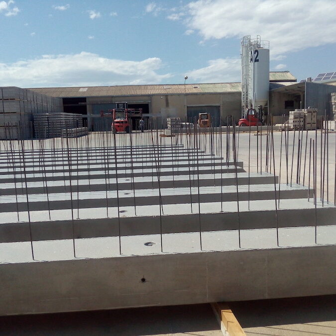 komsol Komsol®SEAL hafen hafenanlagen container Beton Betonboden dauerhaft versiegeln plus Traeger Halle