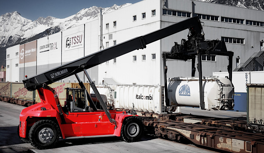 Kalmar Reachstackers DRG 450 Intermodal Hafen Hafenanlage Beton Versiegeln komsol Komsol®SEAL Plus