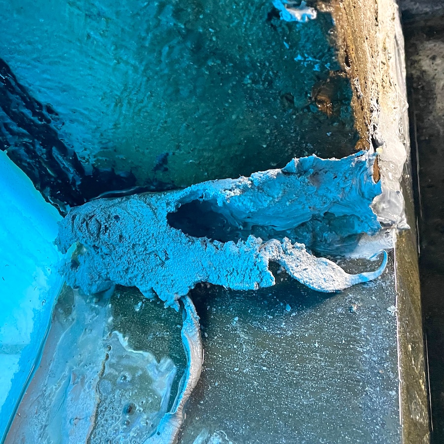 komsol SEAL Schwimmbecken Schwimmbad SUCON Ingenieurbau Beton Versiegeln Wartung Fenster Tauchen Fugen