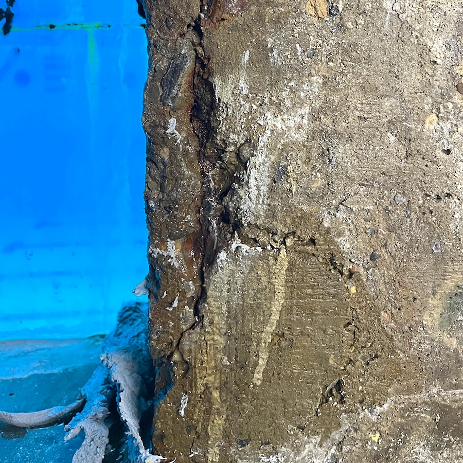 komsol SEAL Schwimmbecken Schwimmbad SUCON Ingenieurbau Beton Versiegeln Wartung Fenster Tauchen Fugen